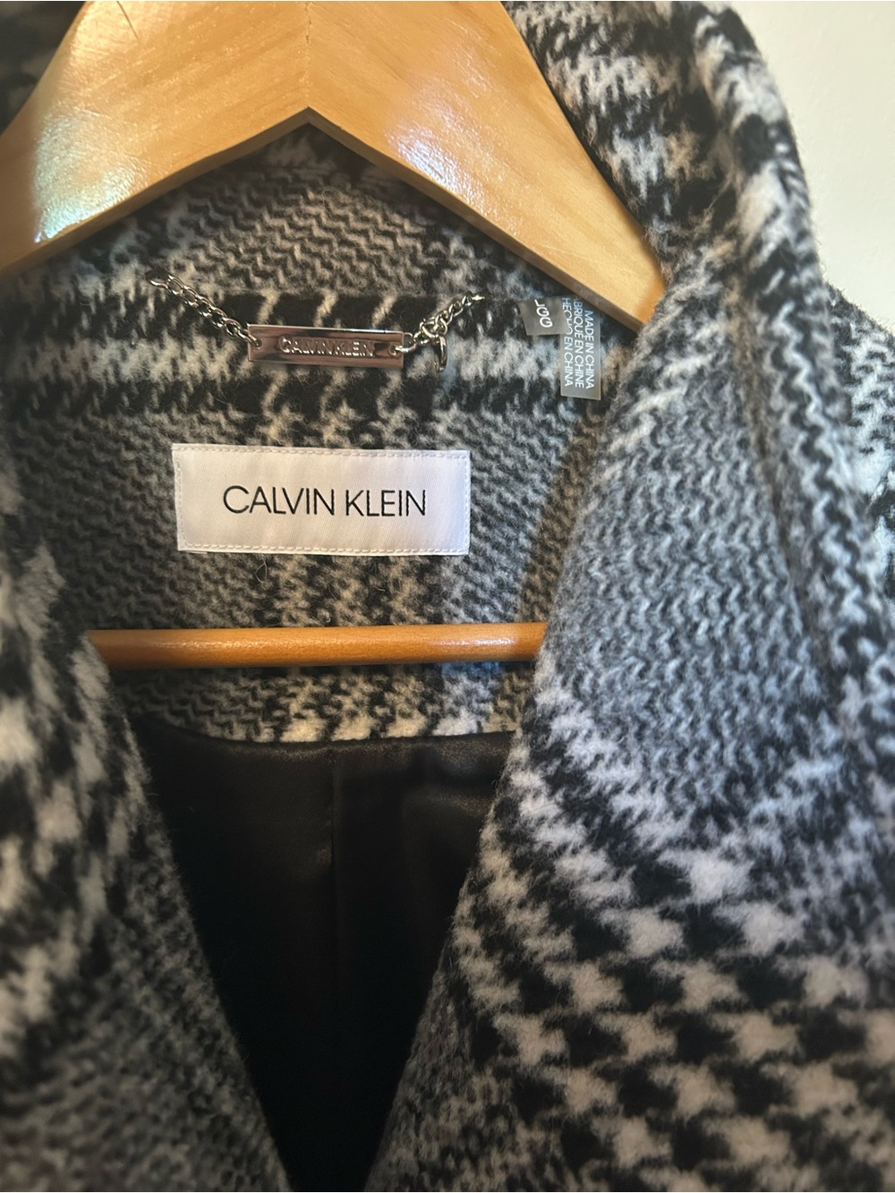Calvin Klein Wool blend Black & White Plaid Belted Coat - Picture 4 of 6